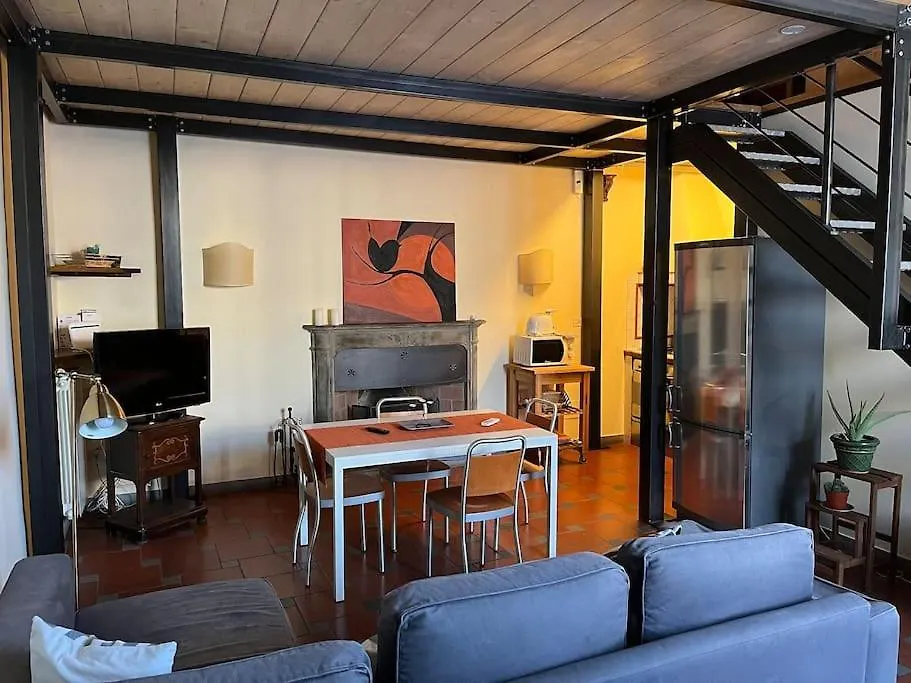 Nice And Quiet Loft 5 Minutes Walk From The Duomo Florence