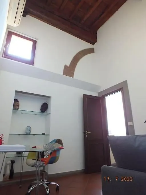 Nice And Quiet Loft 5 Minutes Walk From The Duomo Florence