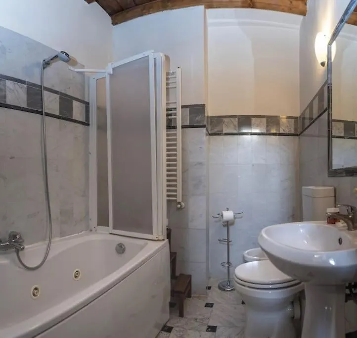 Nice And Quiet Loft 5 Minutes Walk From The Duomo Florence