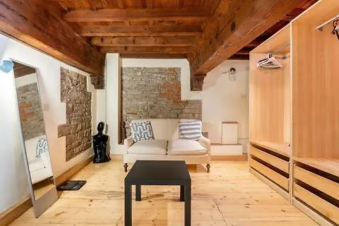 Apartment Nice And Quiet Loft 5 Minutes Walk From The Duomo Florence